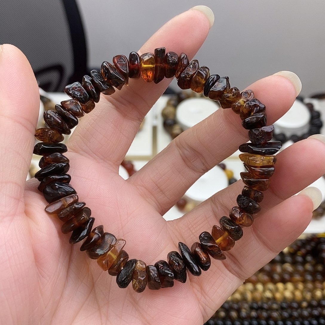 涛***旧琥珀未镶嵌裸石琥珀