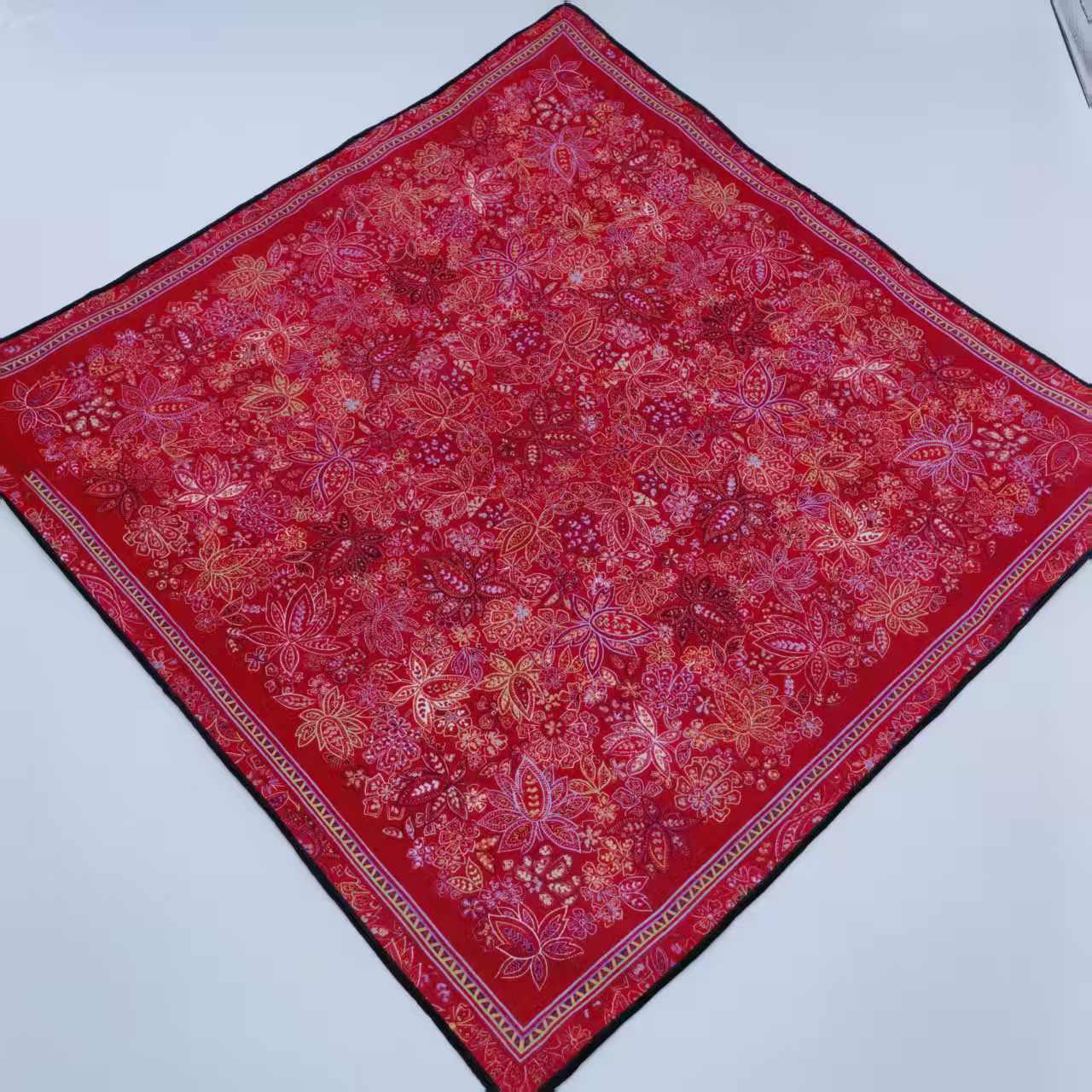 95新 YSL/圣罗兰 海囤/圣罗兰/丝巾/yy14069