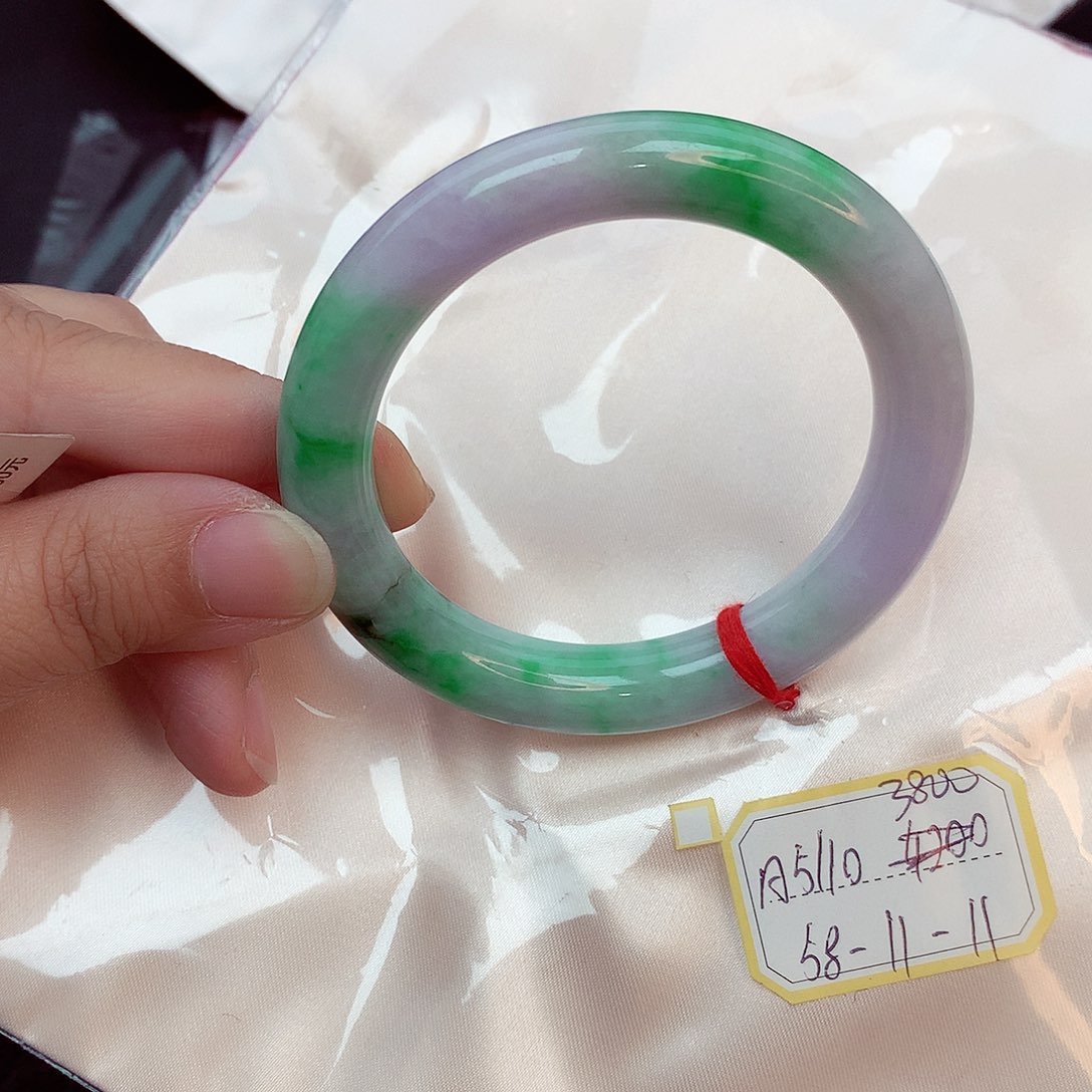 翡翠未镶嵌手镯缅甸翡翠