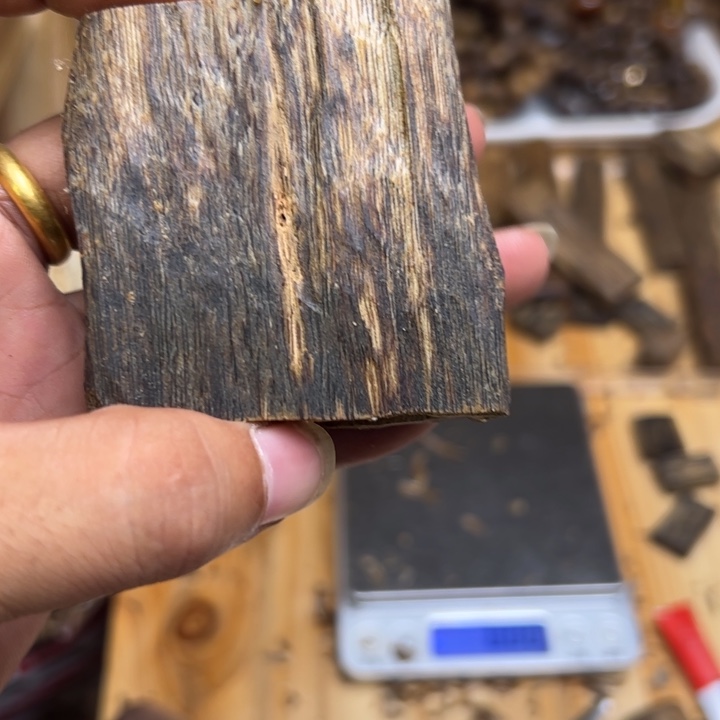 沉香沉香碎屑21克