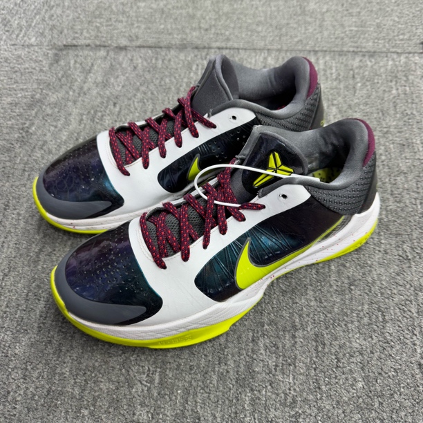 42码 二手95新 Nike zk5 小丑配色 球鞋