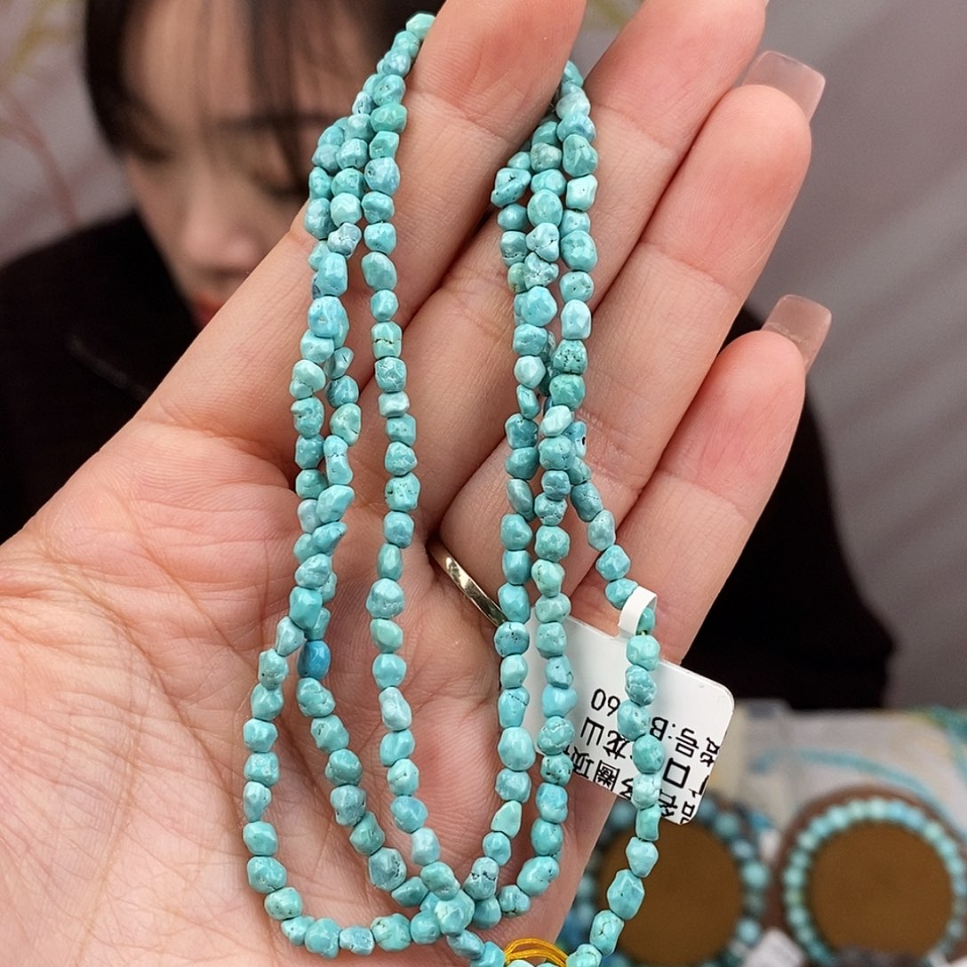 绿松石未镶嵌原矿