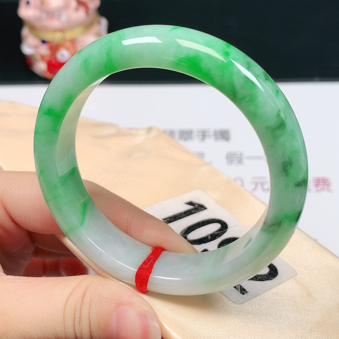 翡翠未镶嵌手镯1092