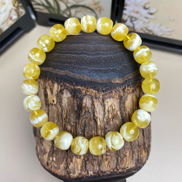 9.5×9毫米11.99克天然俄料金瓷白老型珠虎皮蜜蜡手串溶洞妖花圆珠