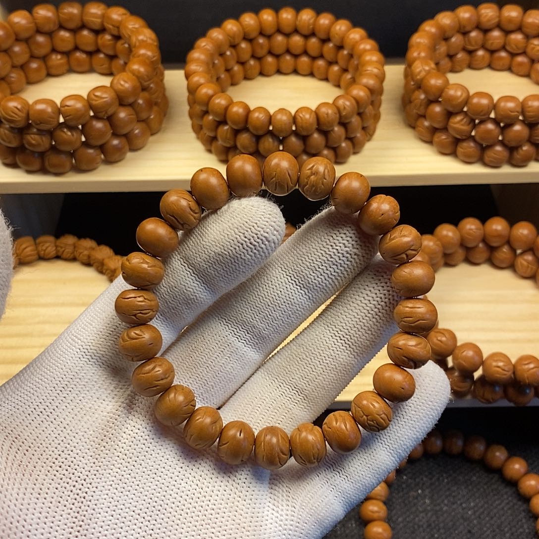 桃核手串龙纹算盘