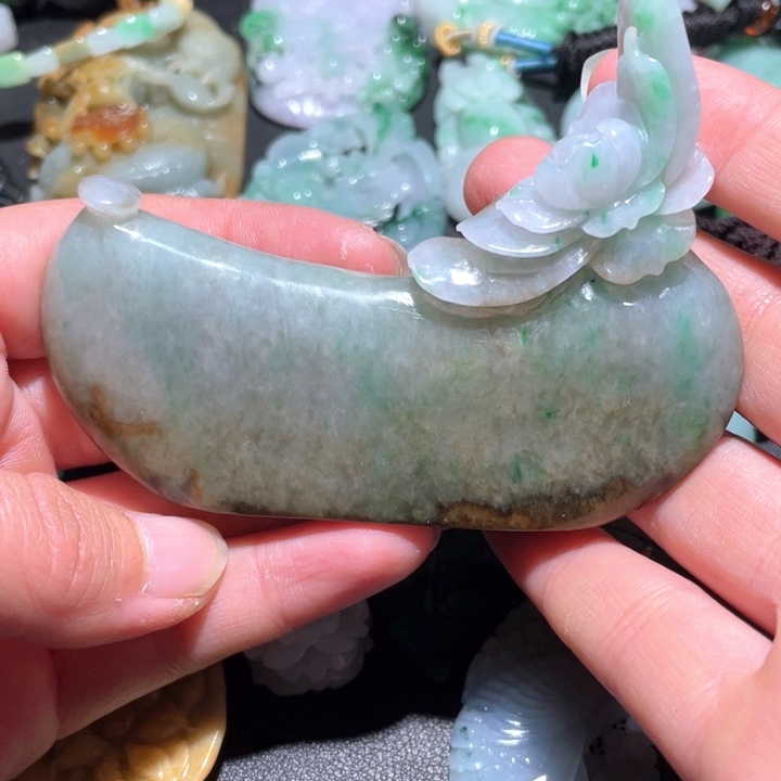 【闪购商品】翡翠颈饰未镶嵌天然翡翠