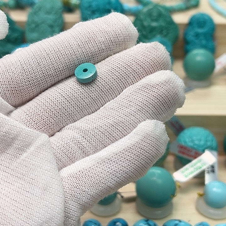 绿松石珠宝未镶嵌