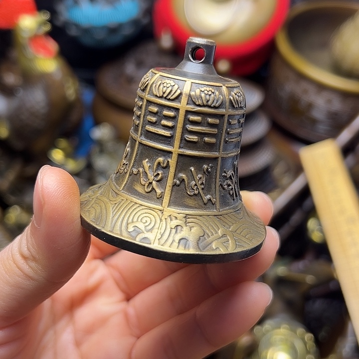 铜器摆件老王直播间