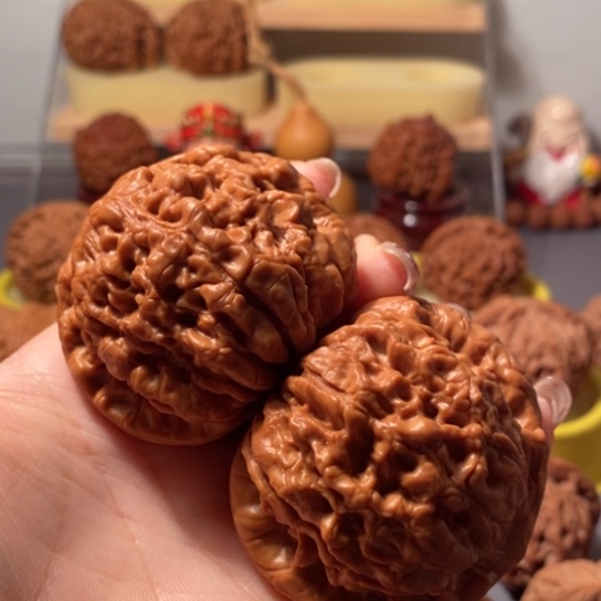 文玩核桃吊坠52龙鼎