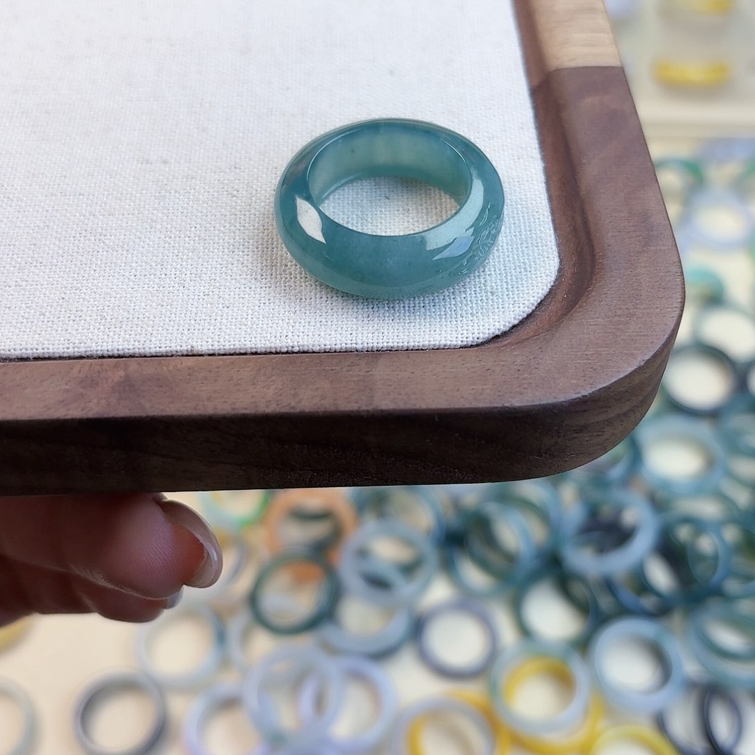 翡翠未镶嵌戒指少*6 号港 18.19