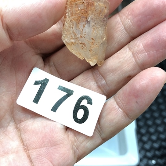 西***乐水晶珠宝半成品未镶嵌红泥骸骨水晶