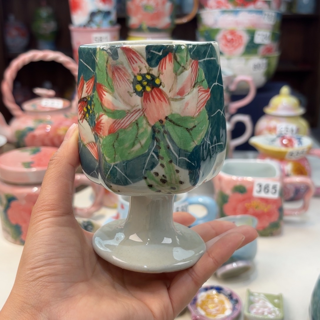 瓷片兔兔好漂亮呜呜e de o k l k l