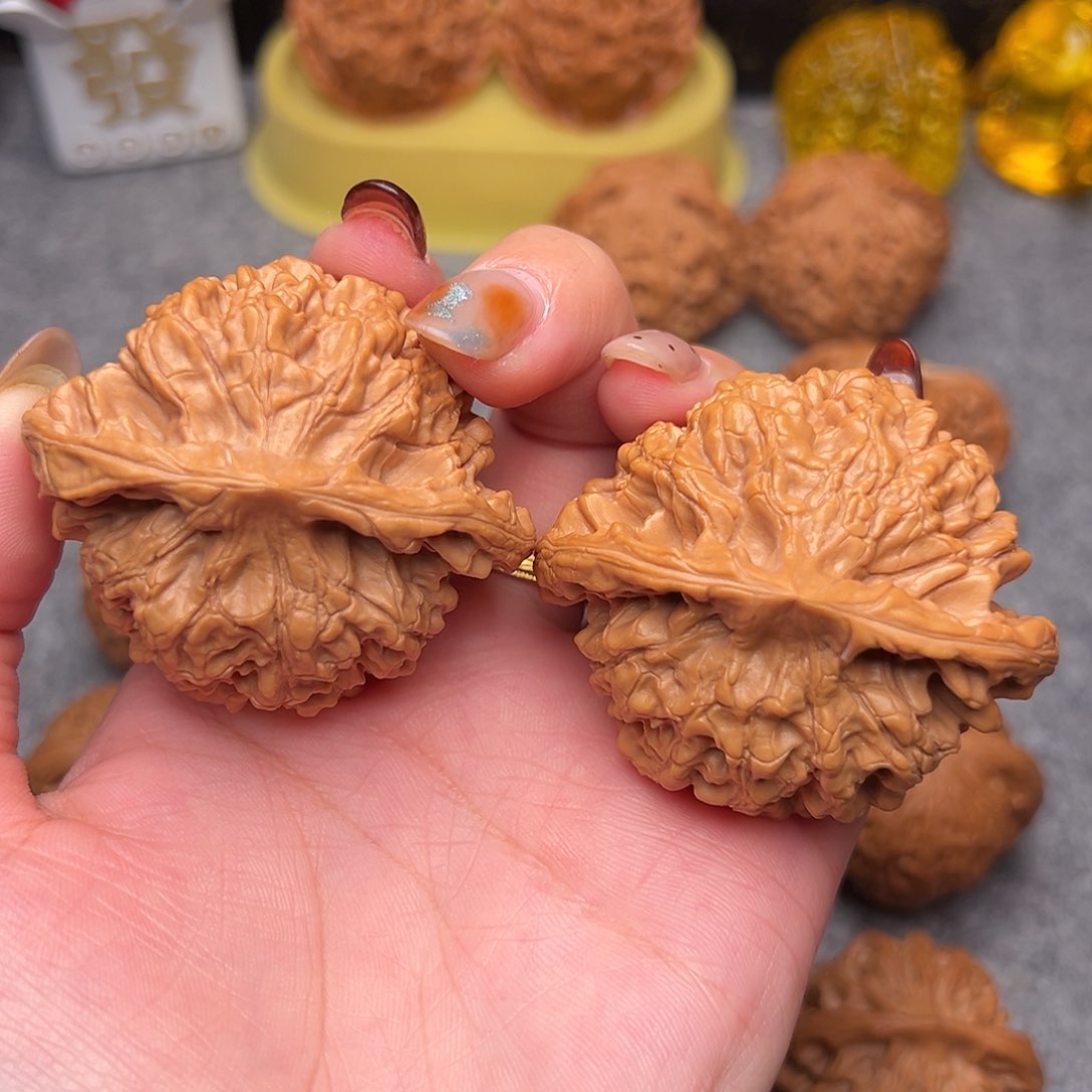 把件文玩核桃毕业精品精配麒麟纹官帽52全品