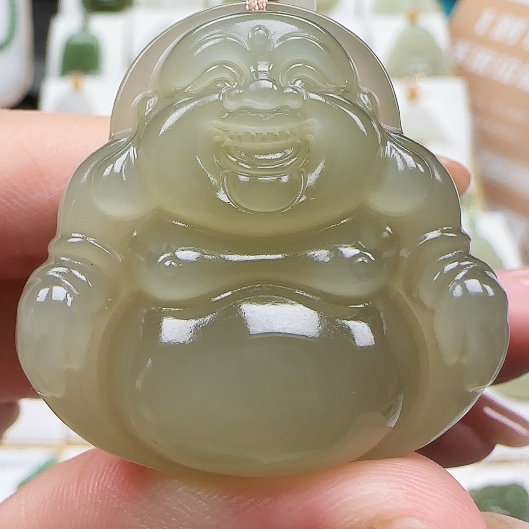 吊坠(赠链)未镶嵌和田玉