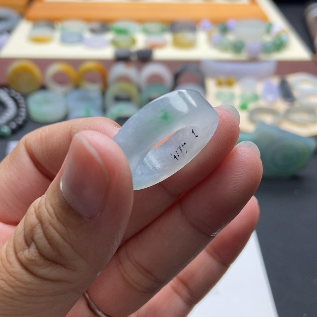 定制翡翠翡翠10-16号有纹未镶嵌