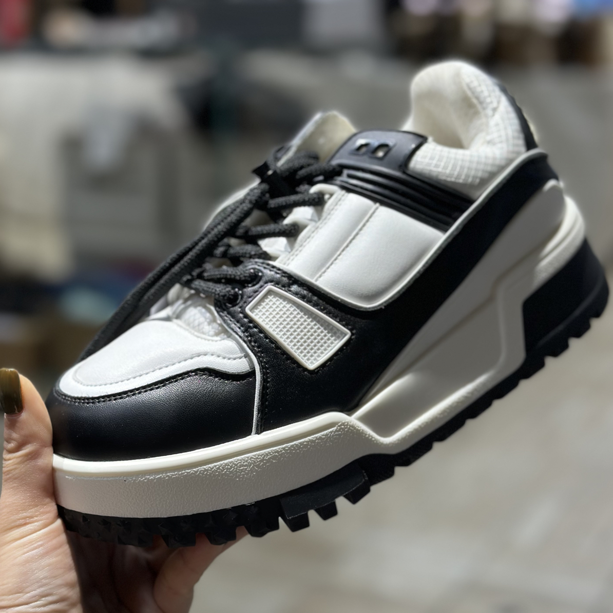 2025新款小胖丁女鞋复古运动休闲厚底板鞋潮牌面包鞋女F12