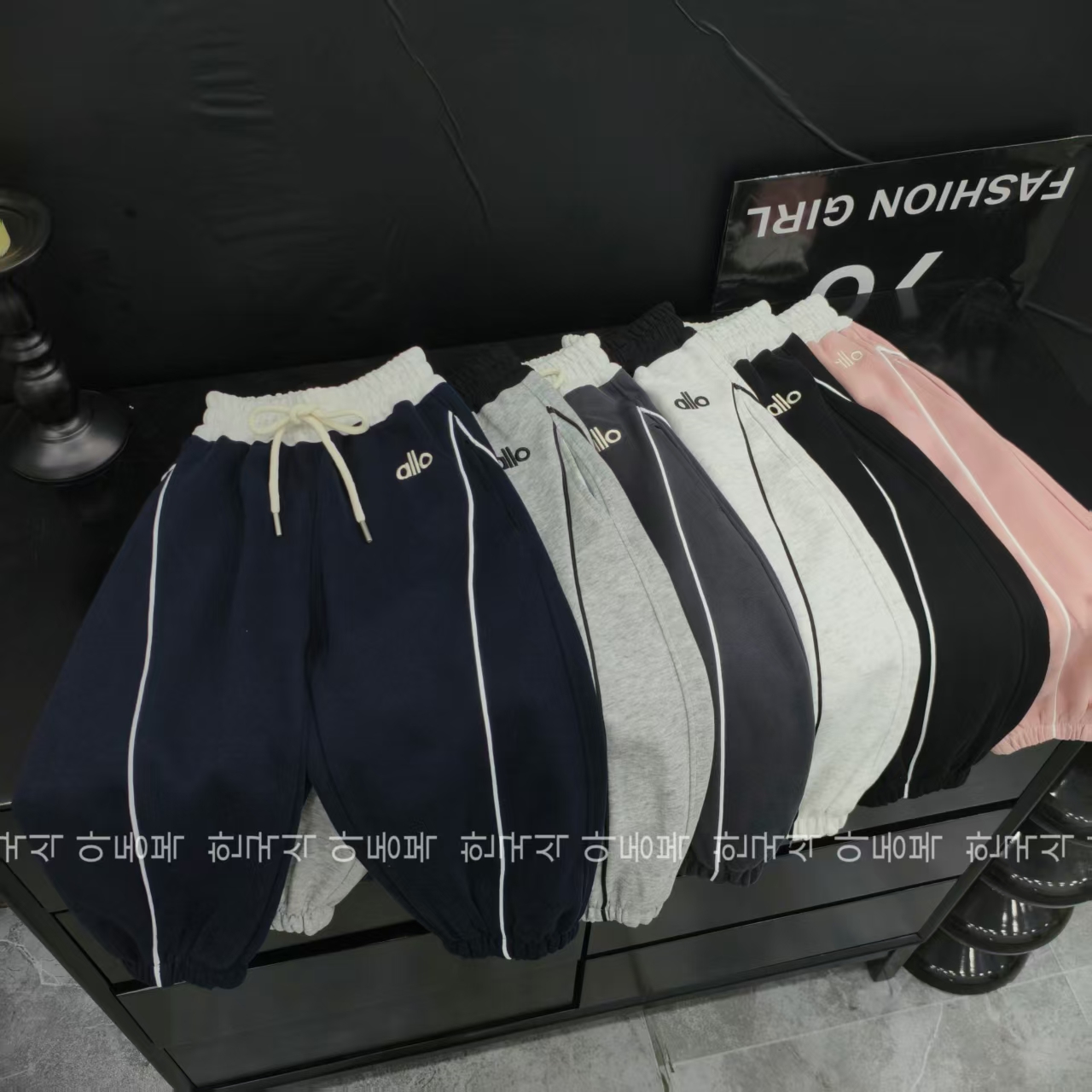 秋.//【帅气拼接】儿童韩版宽松时尚百搭拼接刺绣字母休闲卫裤4605