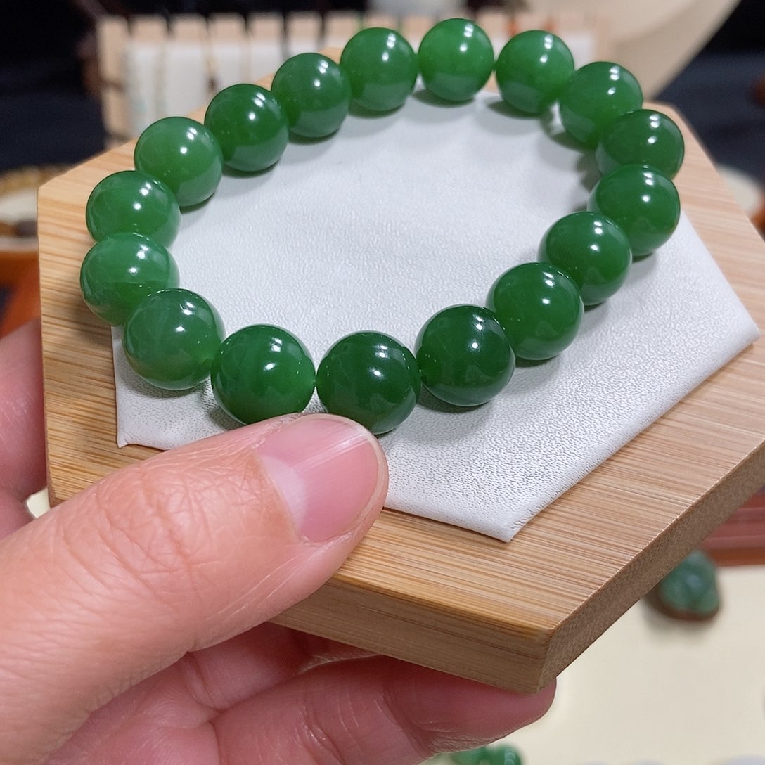 和田玉手串未镶嵌