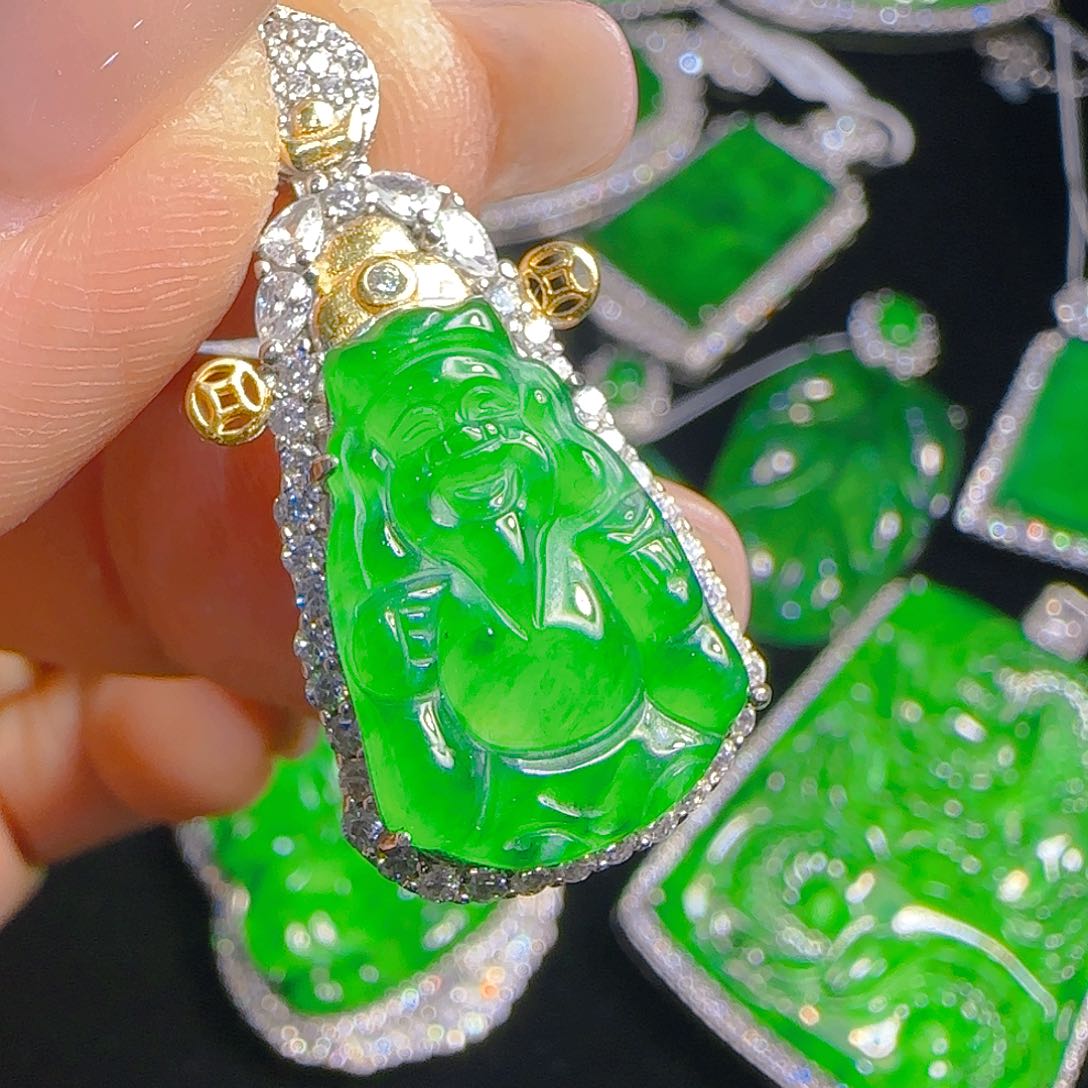 翡翠吊坠(赠链)银S925镶嵌