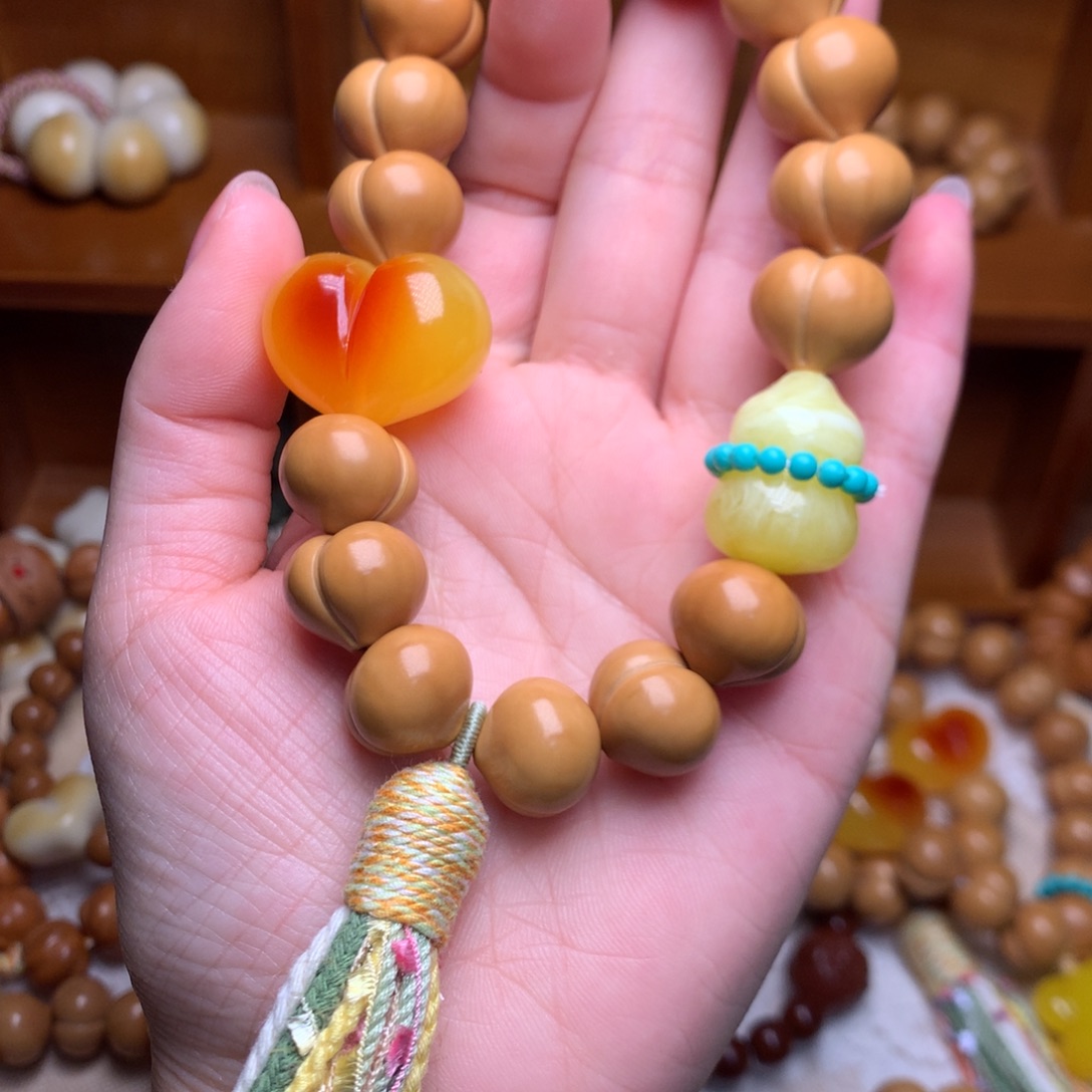 吊坠猴头核桃15高定屁桃手持定制