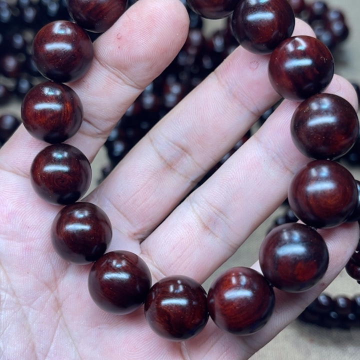 麦***者无事牌檀香紫檀（小叶紫檀）1.5×15