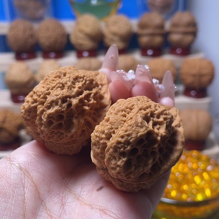 文玩核桃吊坠蝉王9