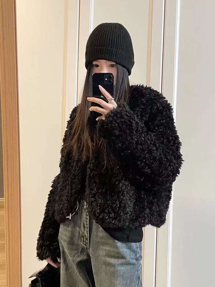 0629 羊羔毛外套女秋冬V领高级感软糯加厚毛绒短款8225