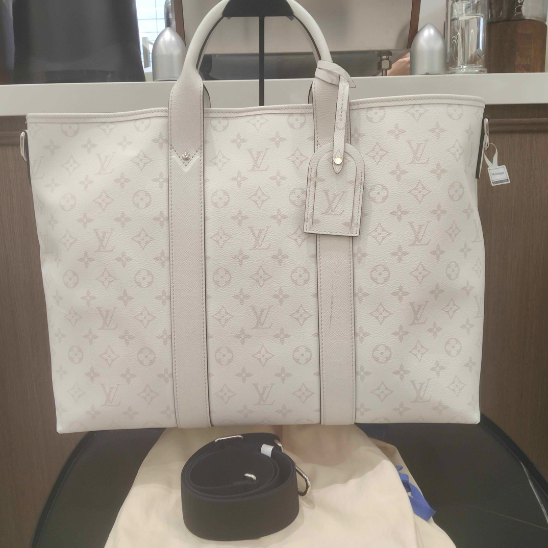 95新 LouisVuitton/路易威登 路易威登白色涂层手提包（15950031）