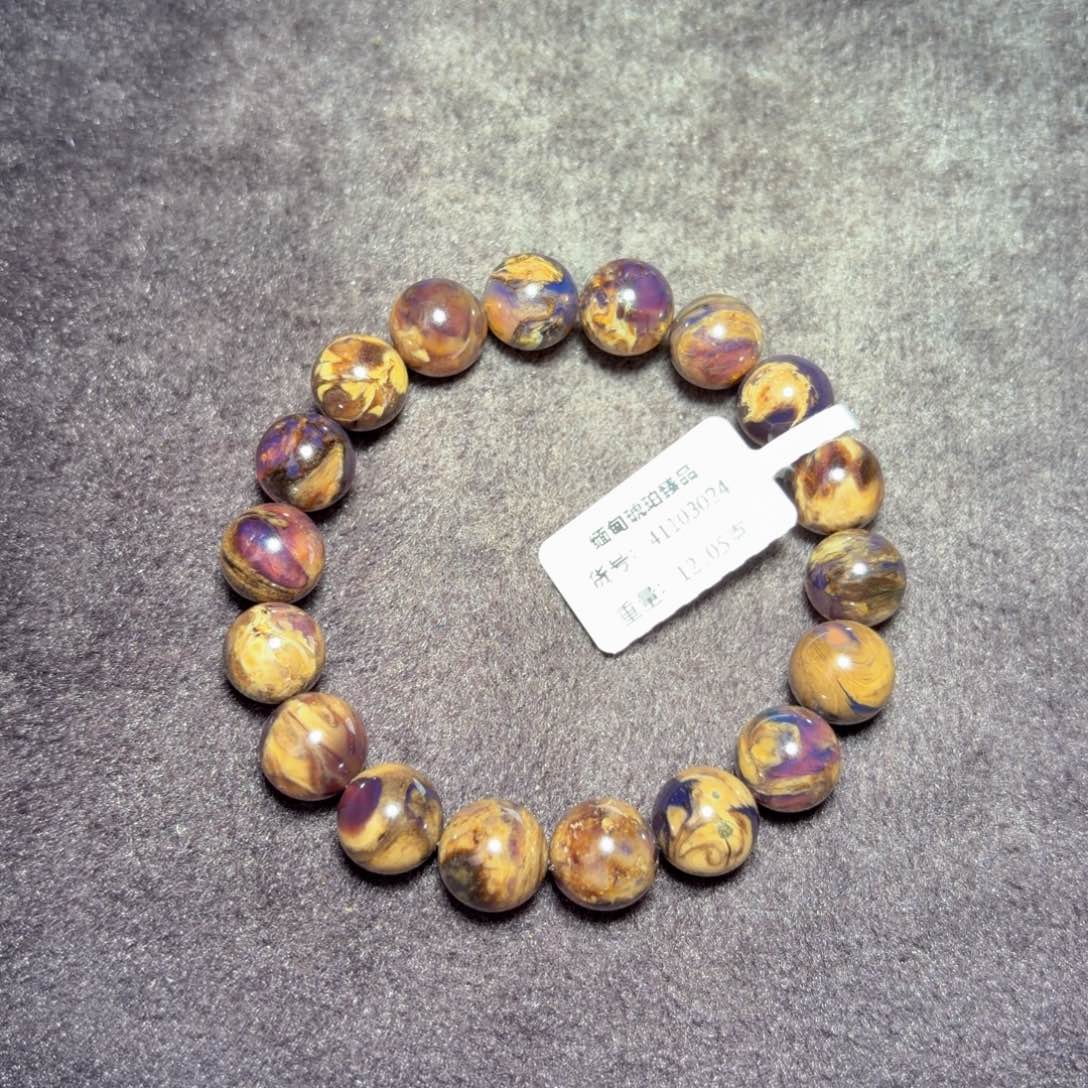 哆****琥珀未镶嵌珠宝奇石