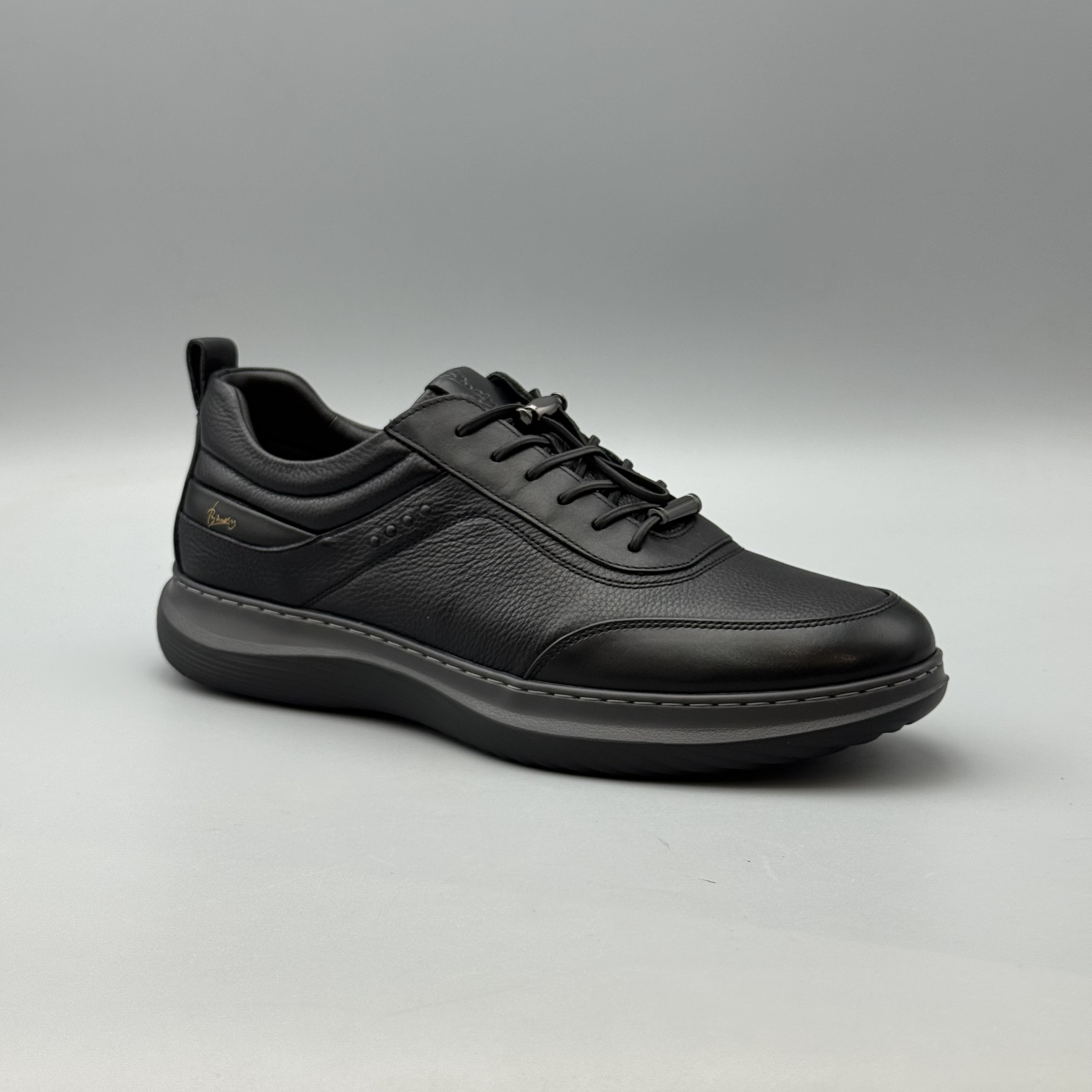 2025年秋冬新款轻质厚底系带男士系带休闲运动鞋5852