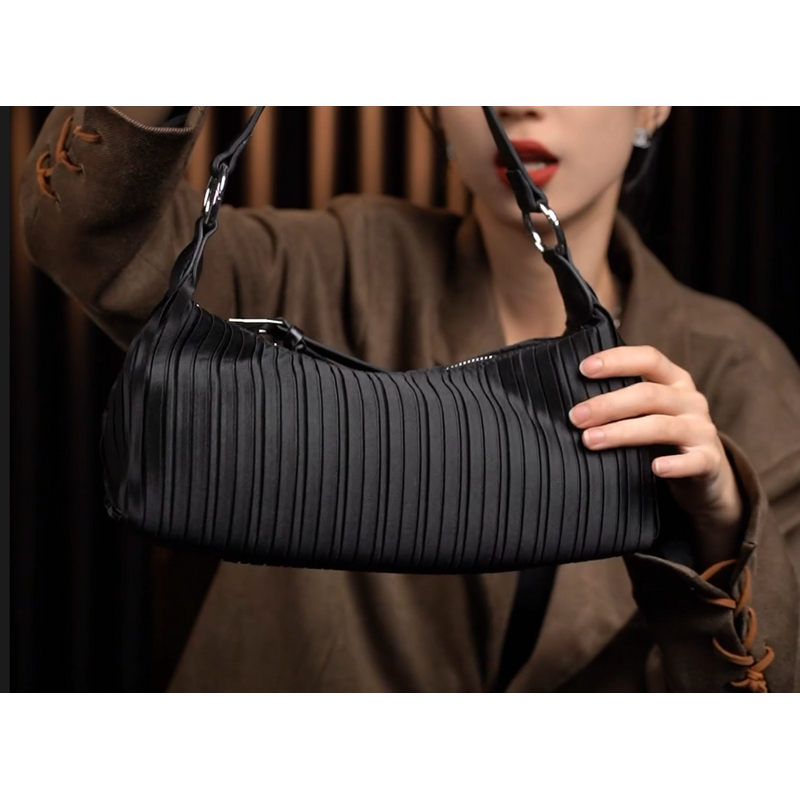 LEATHER BAG STUDIO 原创高定“手提”真皮包-H1371