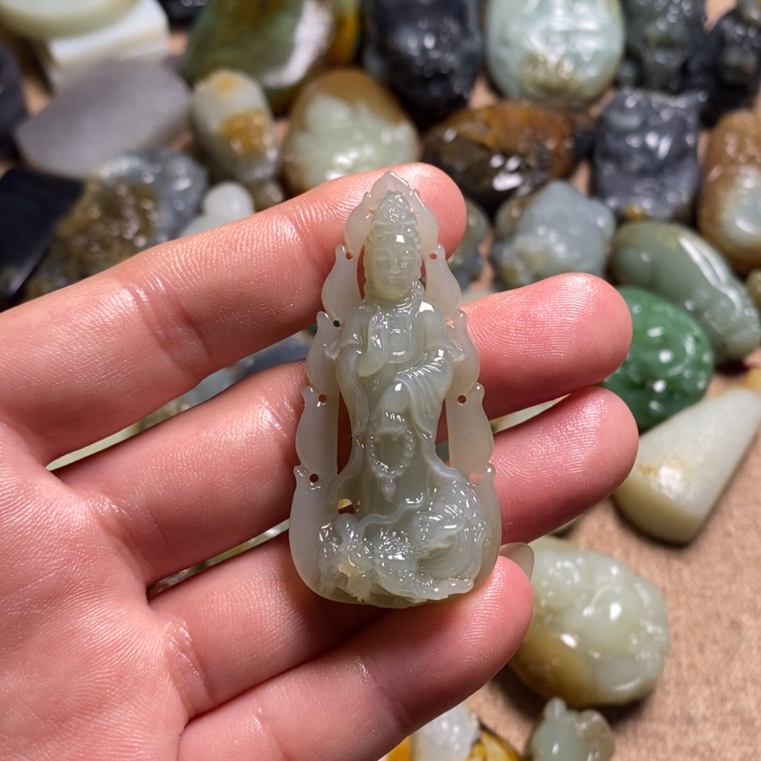 【闪购商品】和田玉挂件未镶嵌毛*熊