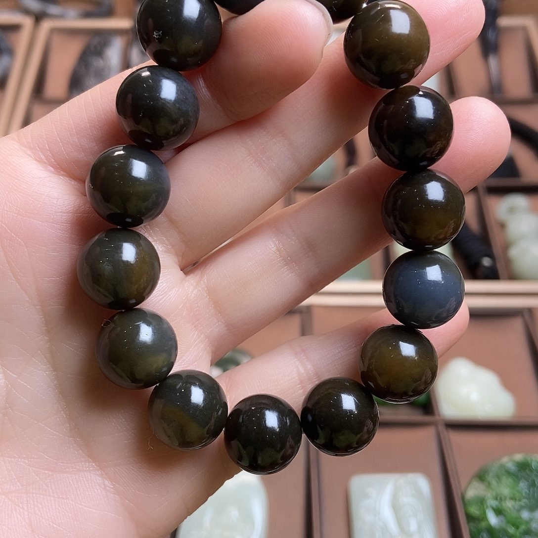 和田玉（糖玉）颈饰未镶嵌