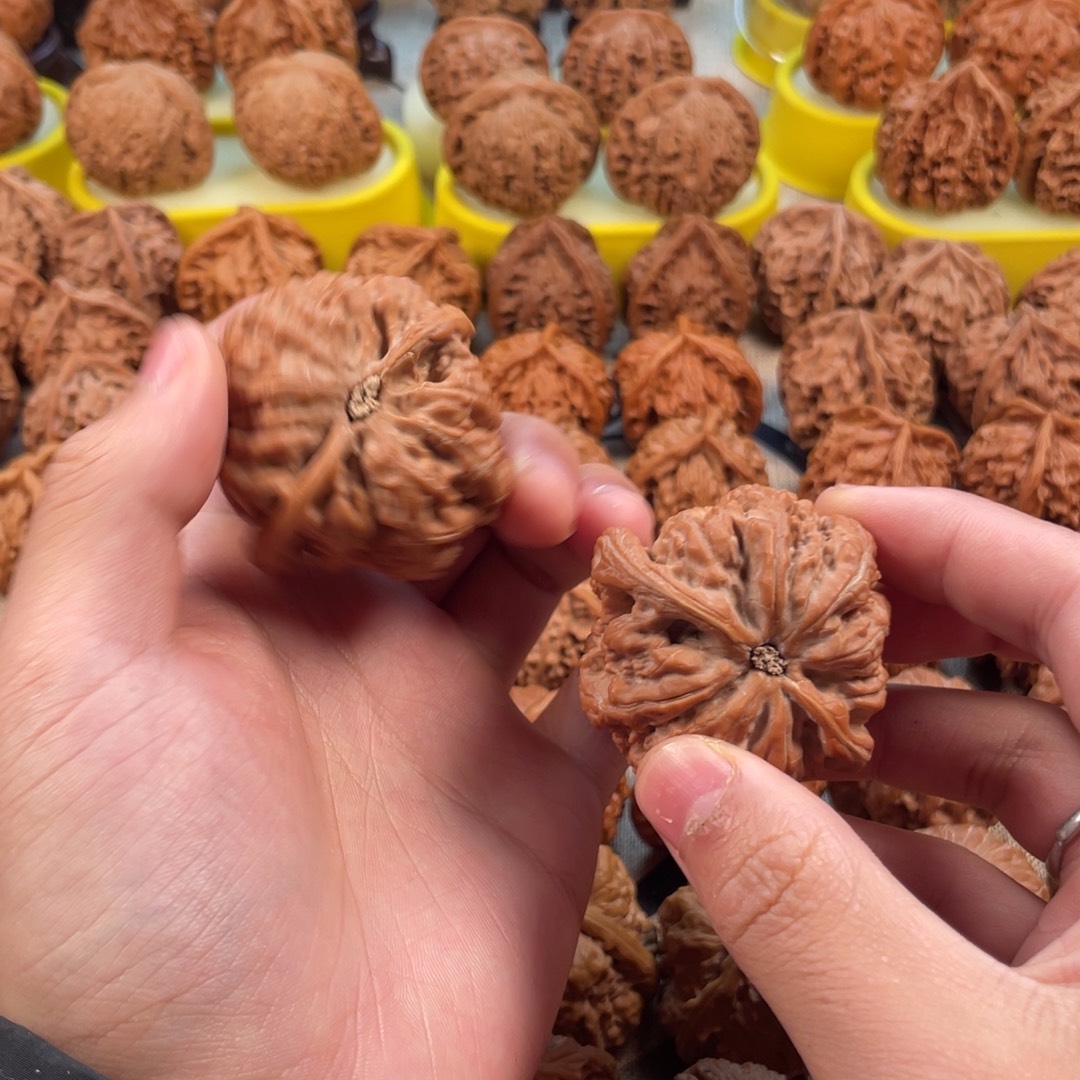 9***_吊坠文玩核桃大粗筋狮子头