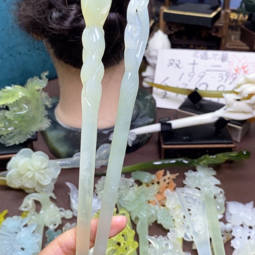 【闪购商品】未镶嵌蛇纹石玉发饰月*
