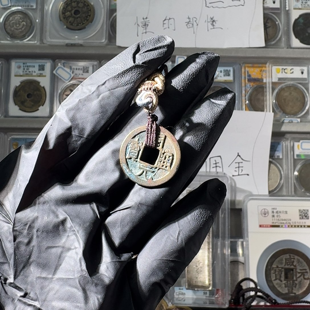 大***垠大叶紫檀（黑酸枝木类）开元一个 小师妹MM202