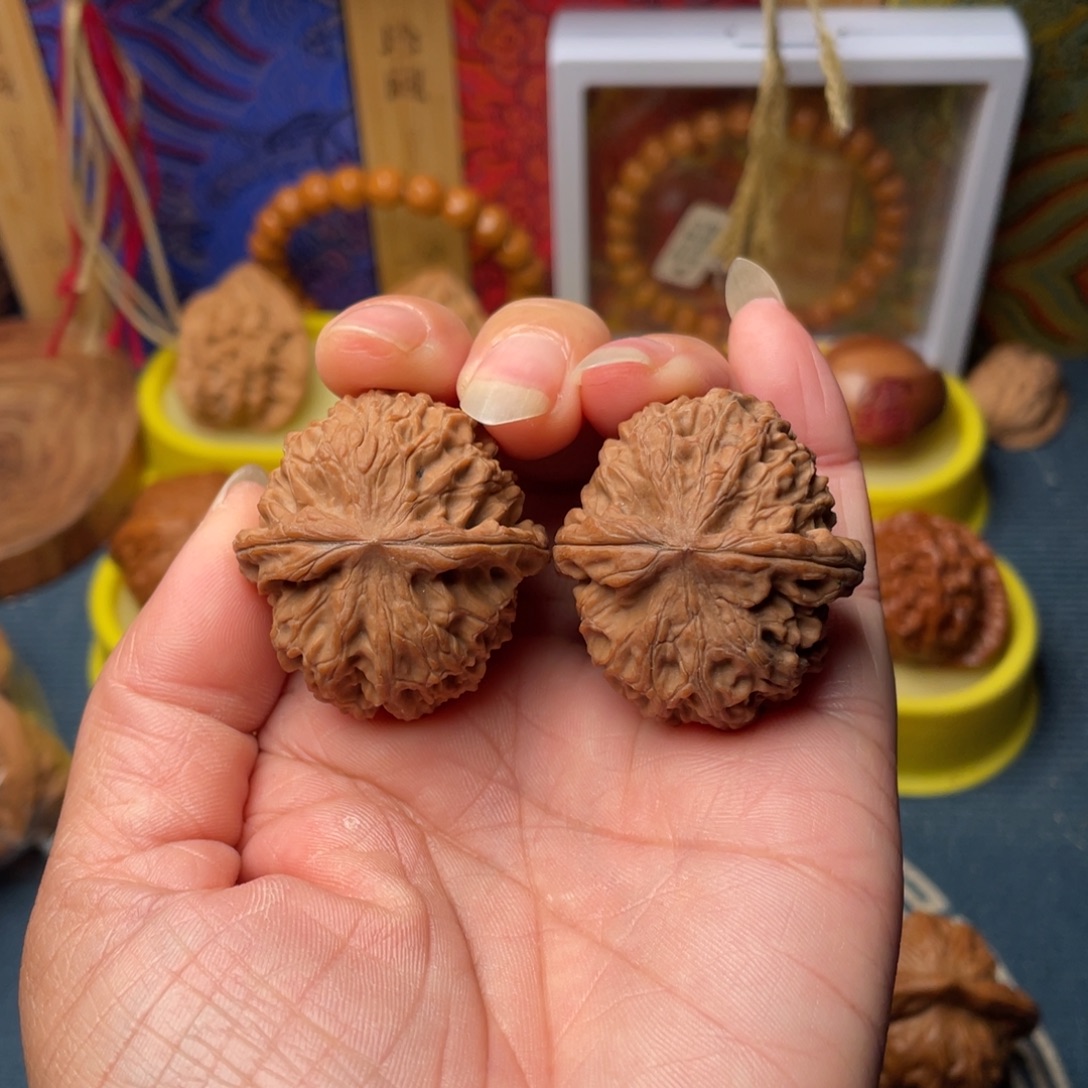 文玩核桃把件34龙眼