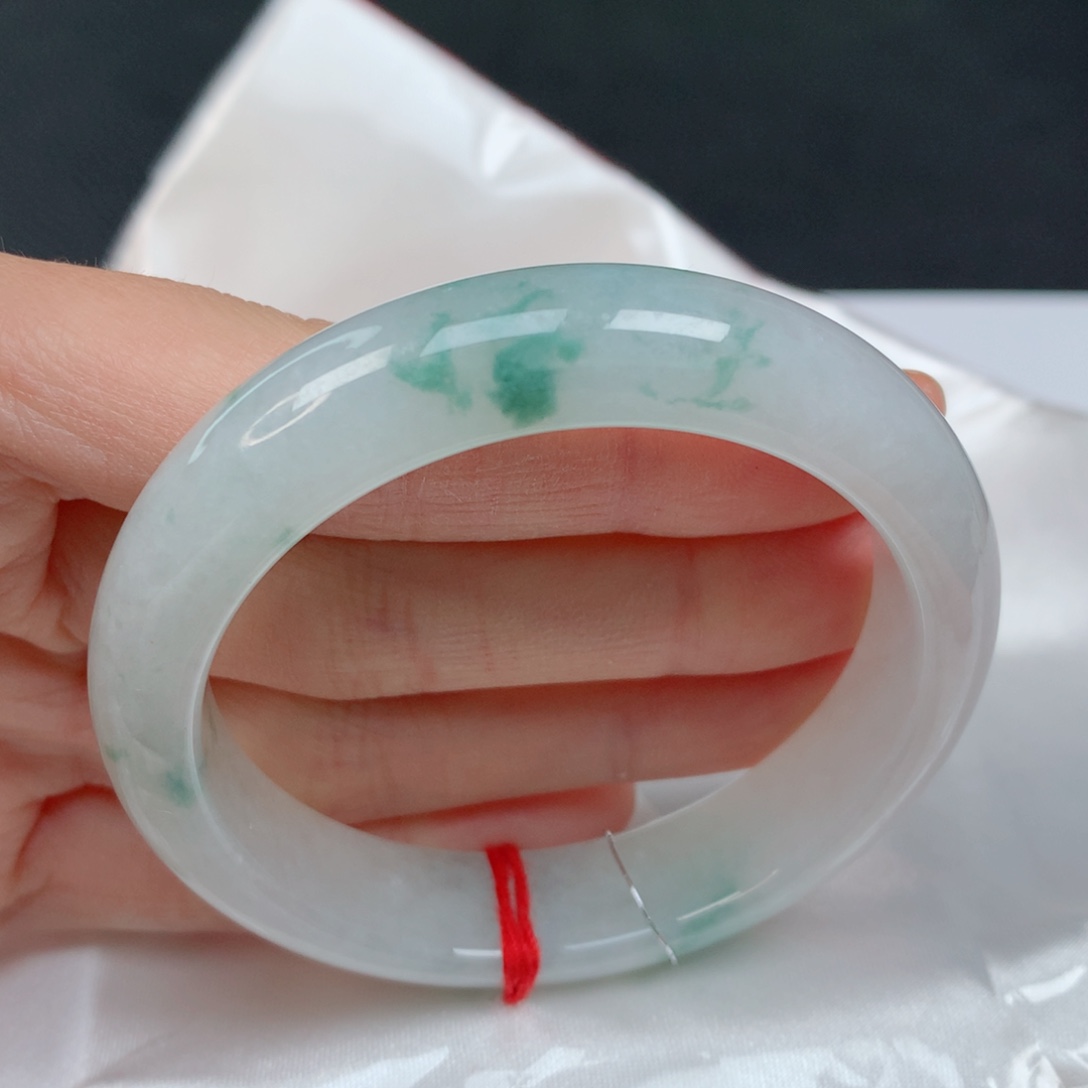 翡翠手镯未镶嵌51.7正圈