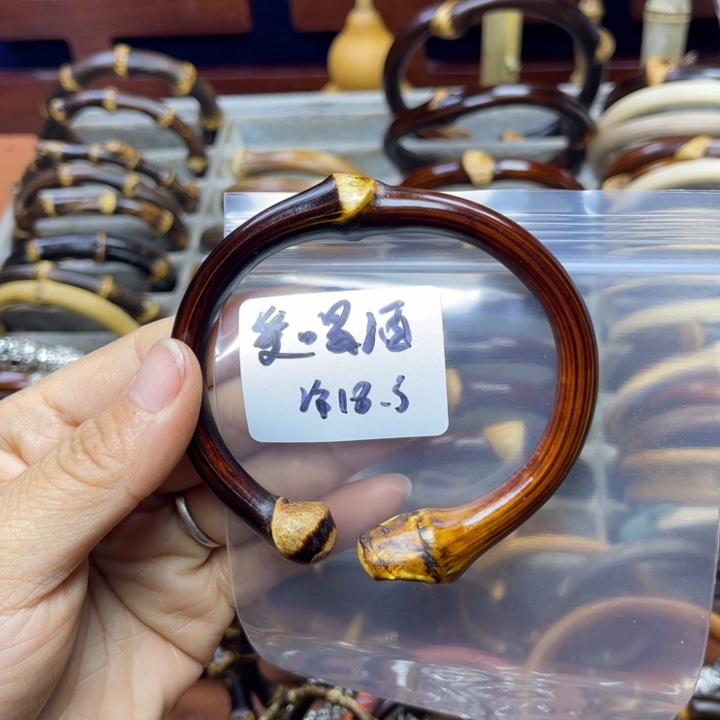 鸡翅木爱****?我们在这里