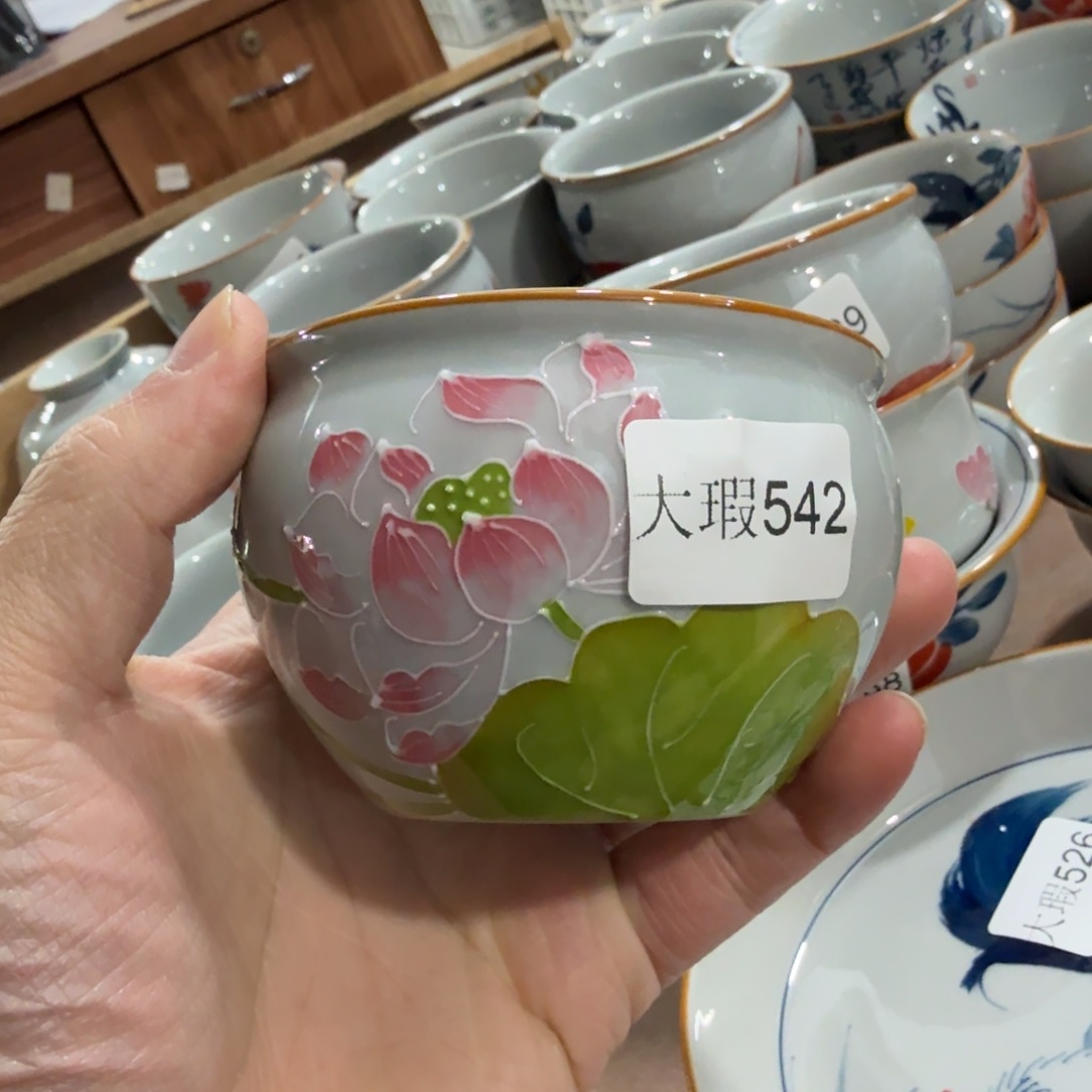 釉下手绘茶具微瑕