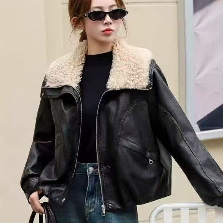 极简风短款长袖翻领厚款水洗皮衣冬季夹克女士