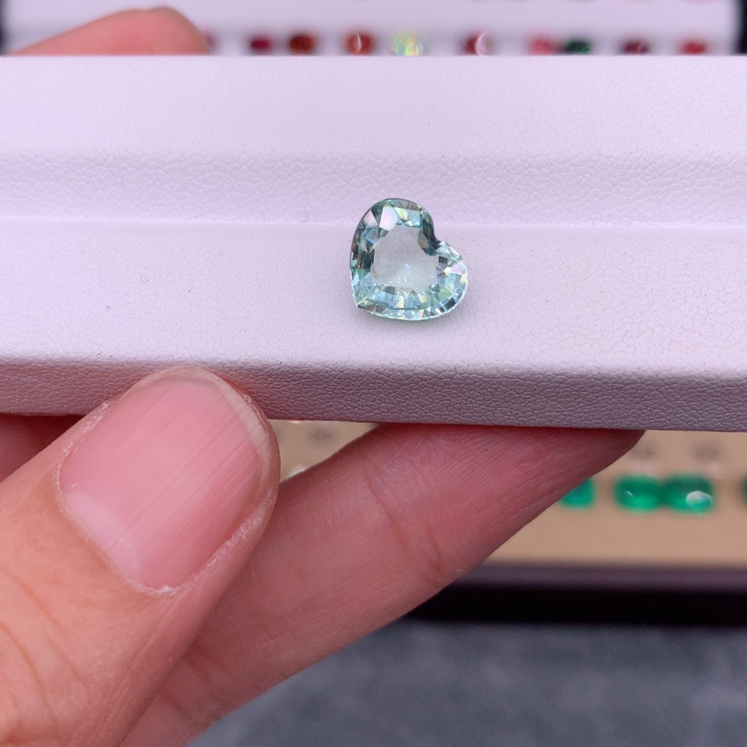 碧玺珠宝半成品未镶嵌