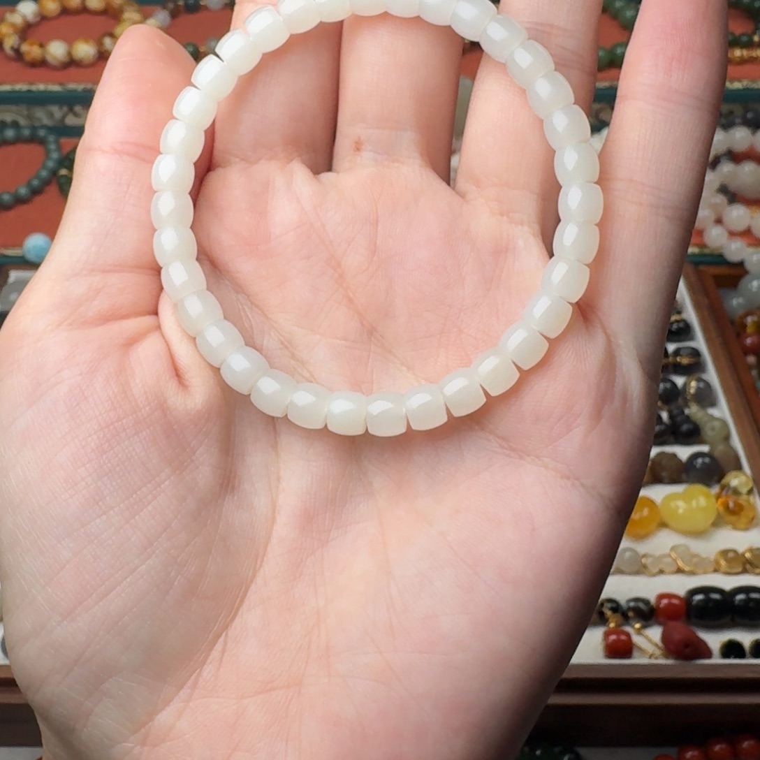 和田玉未镶嵌手链