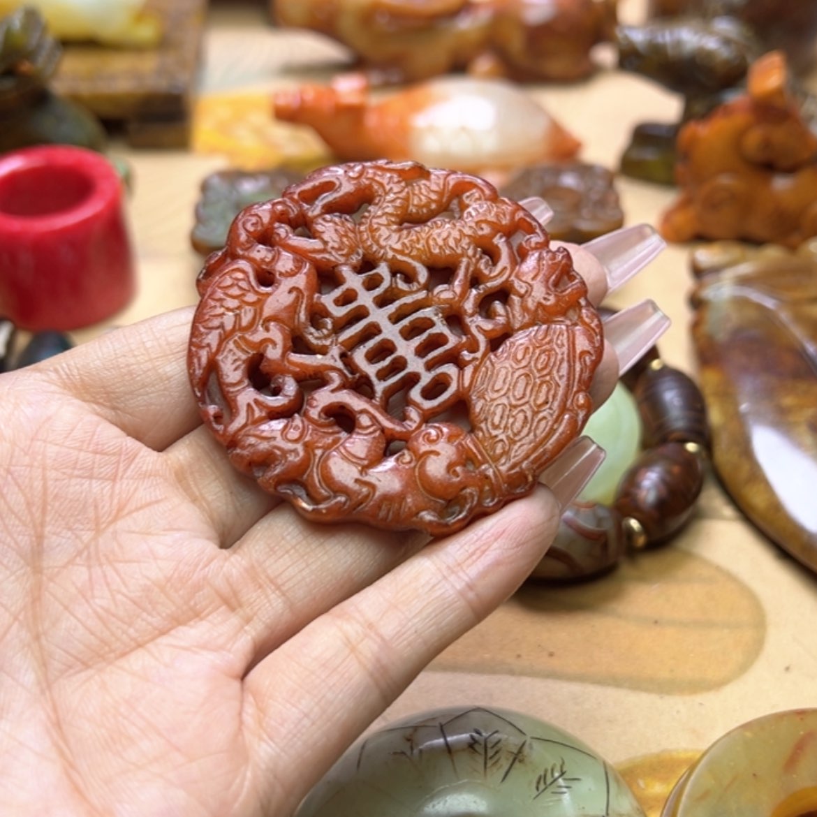 【闪购商品】蛇纹石玉颈饰未镶嵌