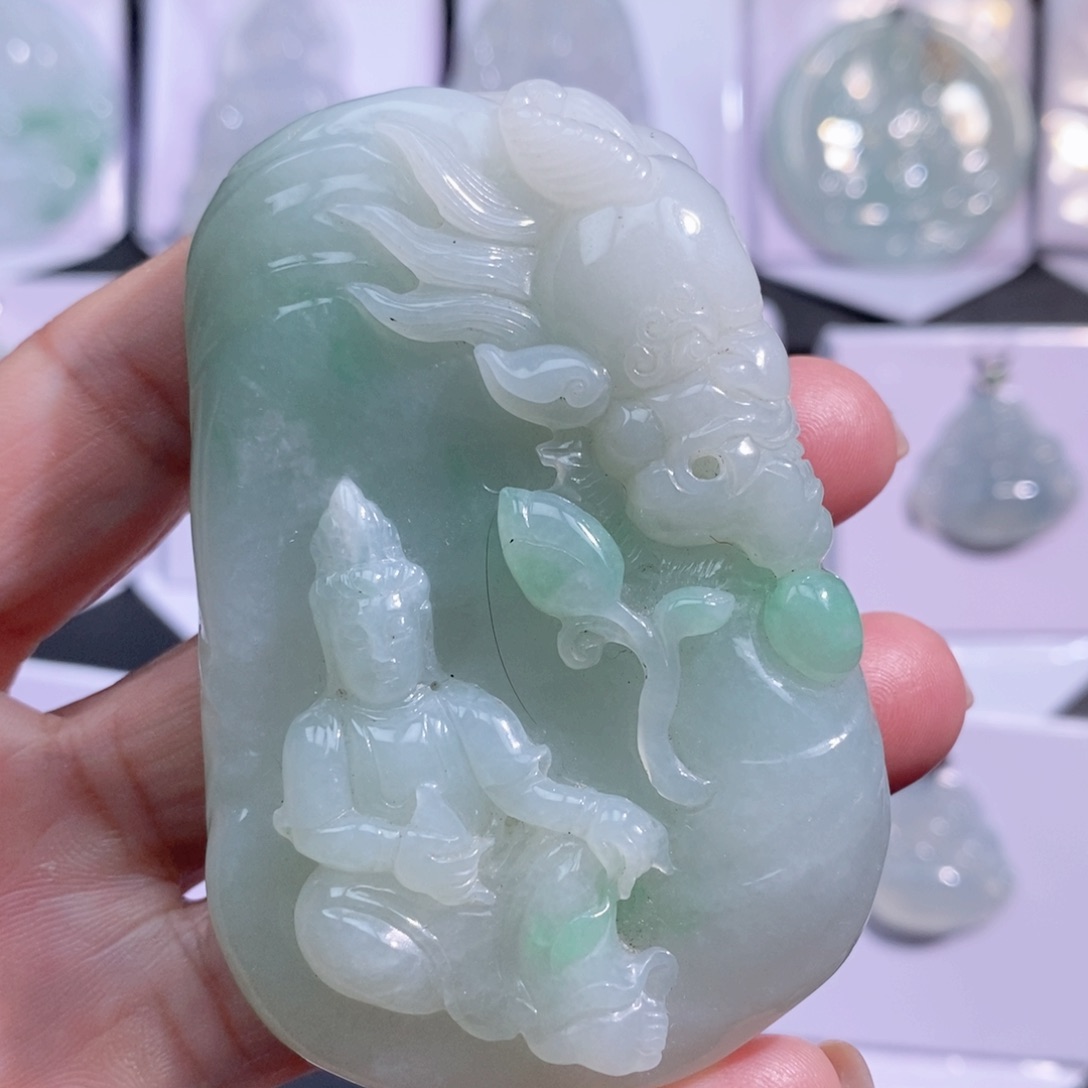 翡翠未镶嵌颈饰老板用的货