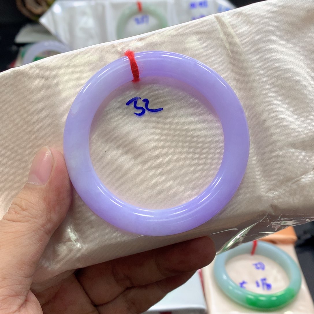 翡翠未镶嵌手镯翡翠