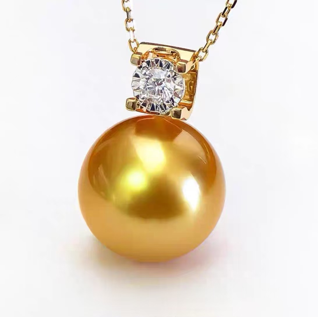 【三生专享】18k金/海水珍珠/金珠牛头款吊坠带北大大证/16mm