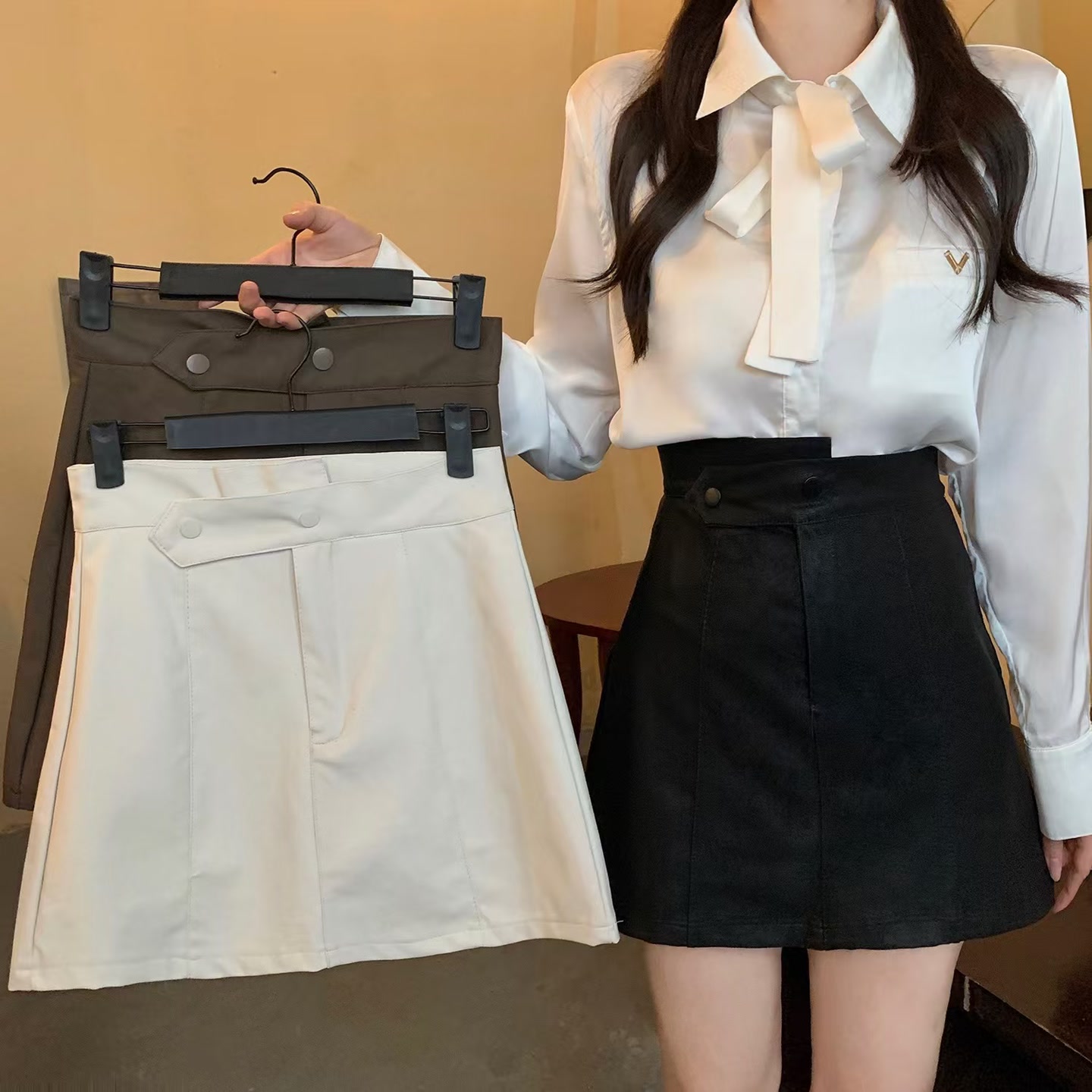 LPP New Arrival·“10W+bao款”显瘦皮裙—真的震惊我一百年