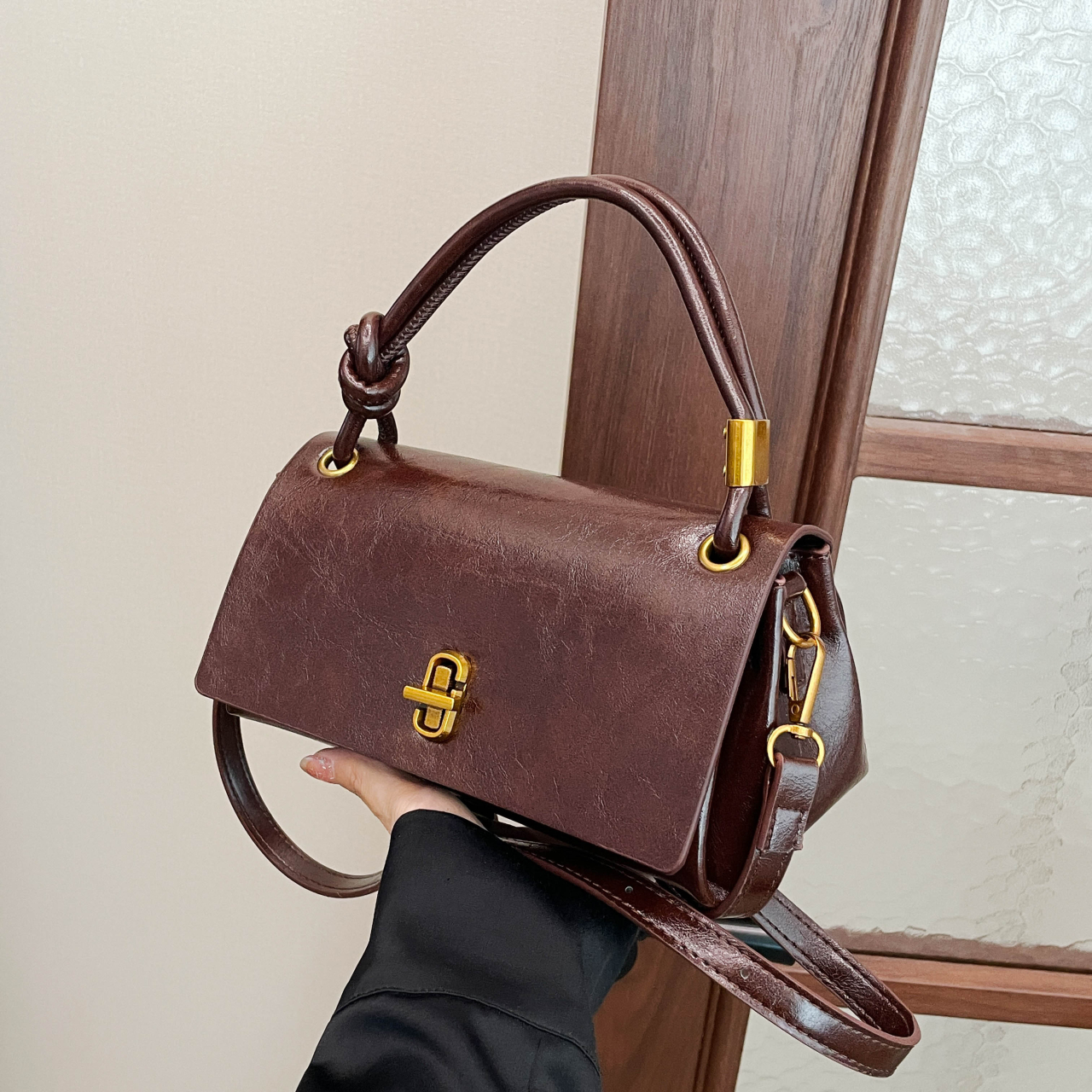 轻奢复古高颜值秋冬百搭小众时尚搭扣通勤单肩女包包手提斜挎115