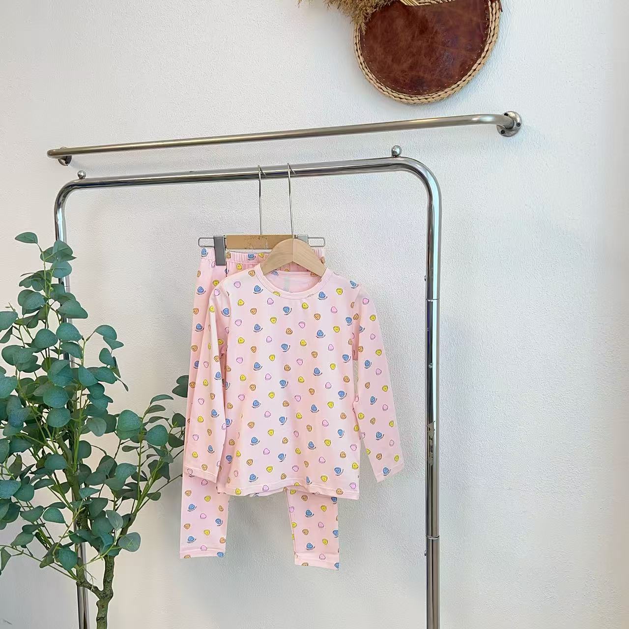 8027韩肉粉爱心石头家居服